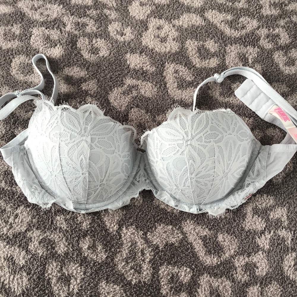 Pink Victoria’s Secret bra